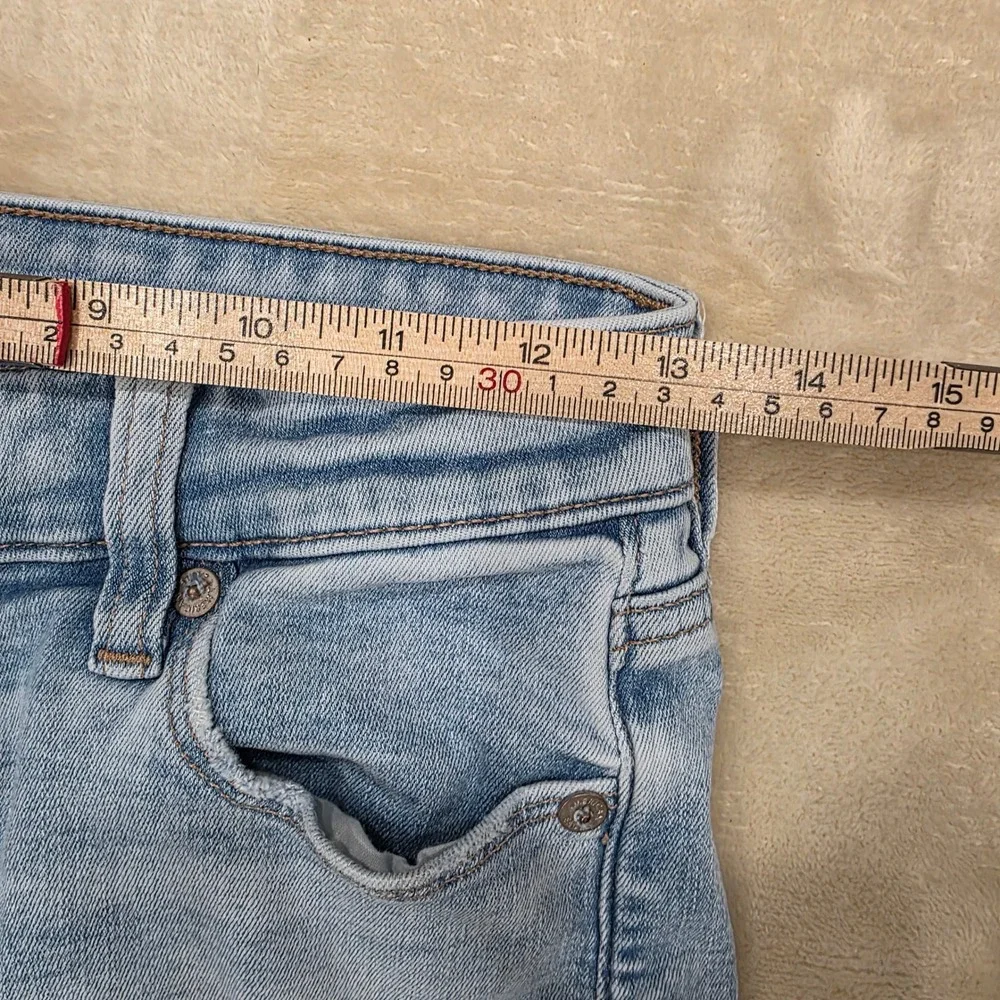 American Eagle High Rise Skinny Kick Jeans Size 2 Distressed Ripped Blue